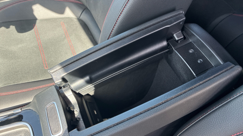 Mercedes-Benz GLA 220d 4Matic AMG Line Executive 5dr Auto Diesel Hatchback